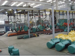 赤壁蒲圻起重機械噴漆車(chē)間圖展。