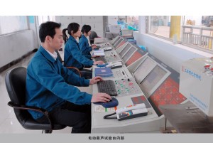 赤壁蒲圻起重機械設備性能檢測車(chē)間。